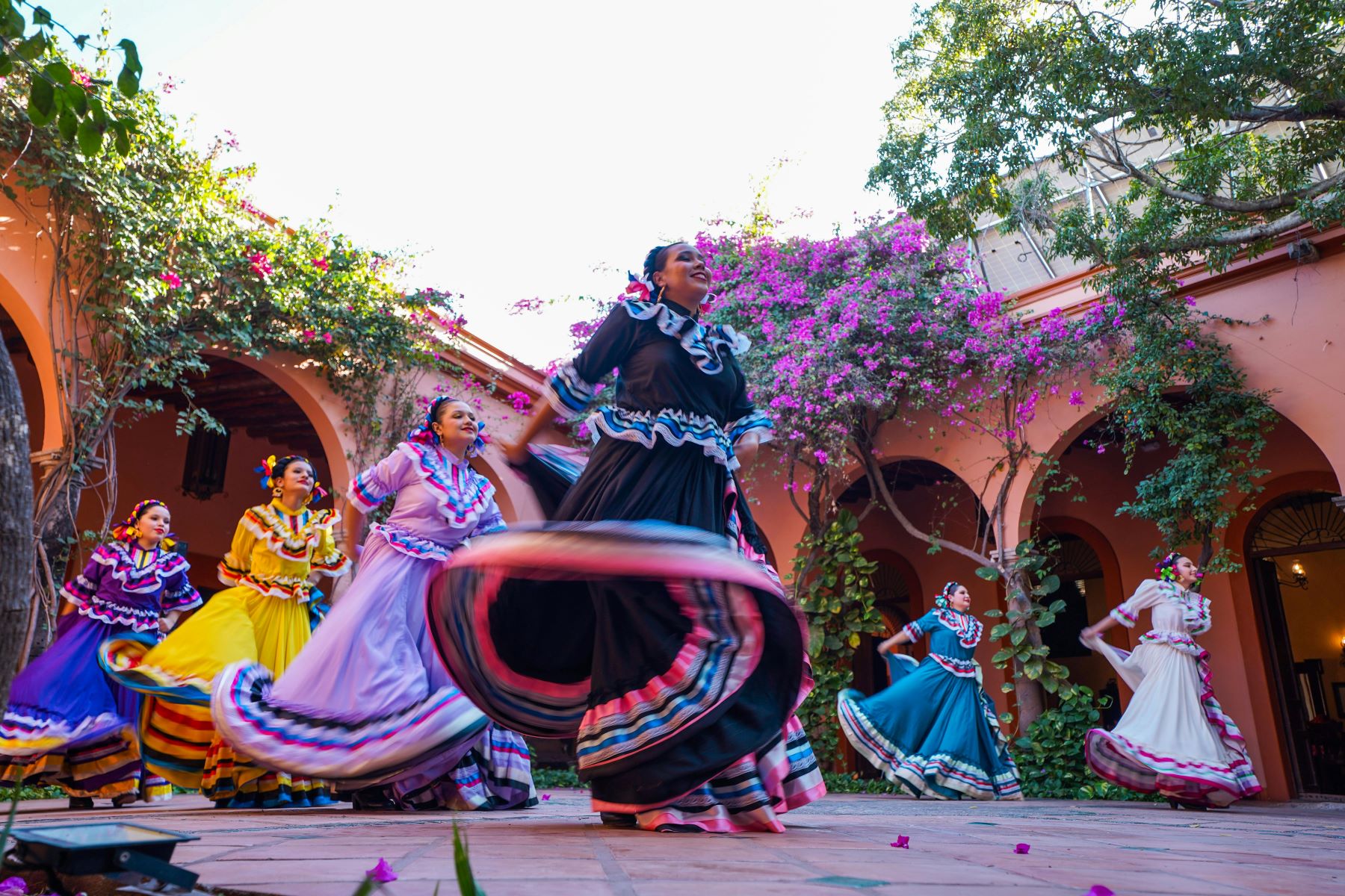 Women's Sinaloa Folkloric Dresses